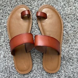 Target Toe Loop Sandals (Universal Thread)